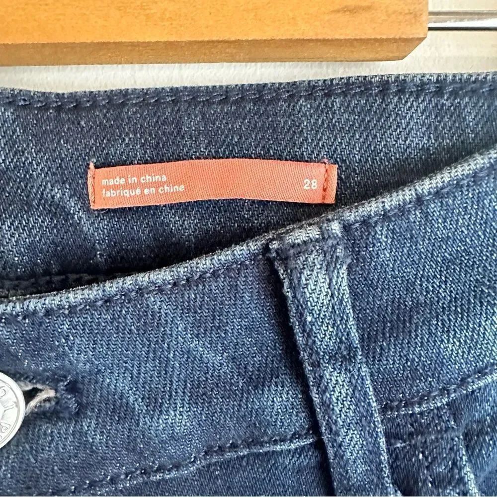 Anthropologie Pilcro Low-Rise Dark Wash Boho Style Flare Jeans Size 28 NWT - Picture 11 of 13